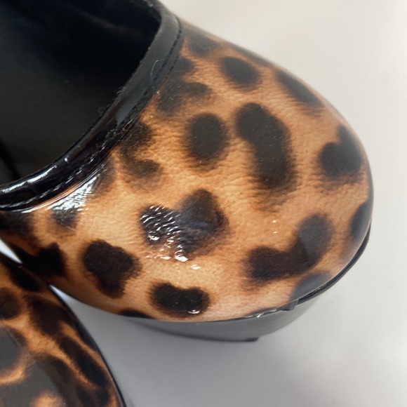 Charlotte Russe Leopard animal print high heels size 7 - Picture 3 of 8